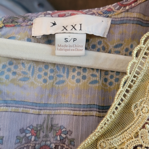 Top - Picture 3 of 3